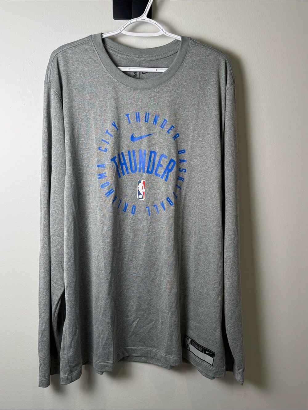 Nike NBA Oklahoma City Thunder Long Sleeve Shirt Men XXL Tall Gray NWT HF1500-06